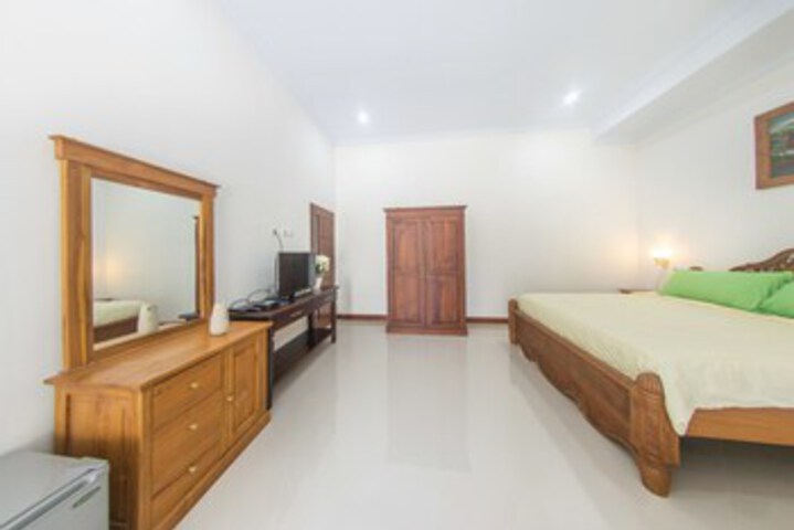 Room 12 of 29