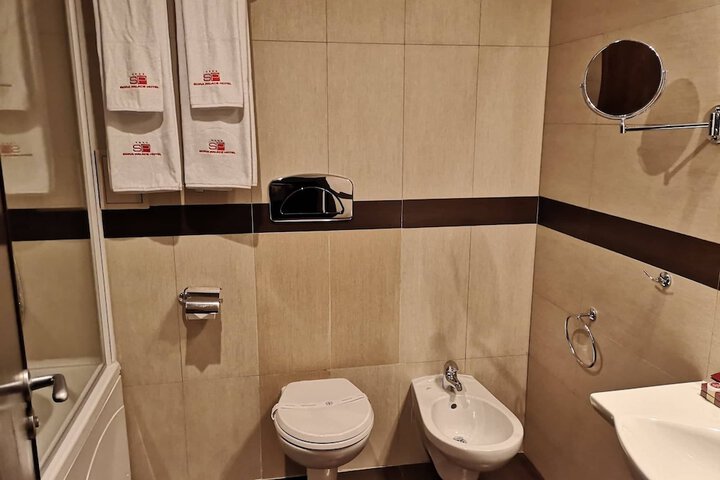 Room 21 of 47