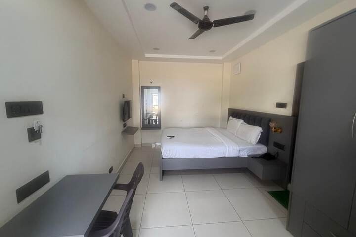 Room 20 of 39