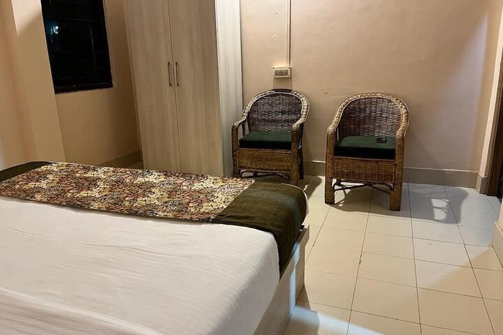 Room 10 of 52