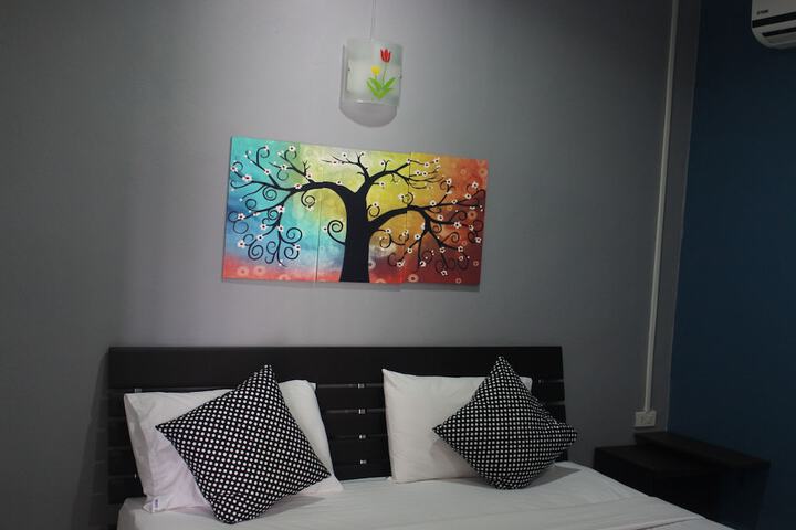 Room 17 of 41