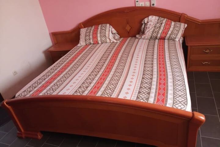 Room 5 of 19