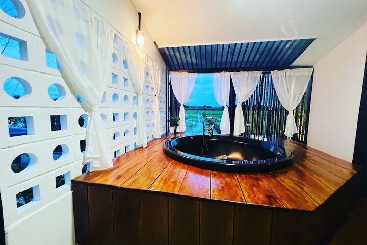 Room 43 of 96