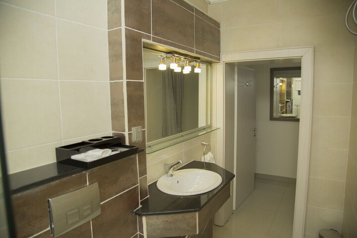 Room 29 of 51