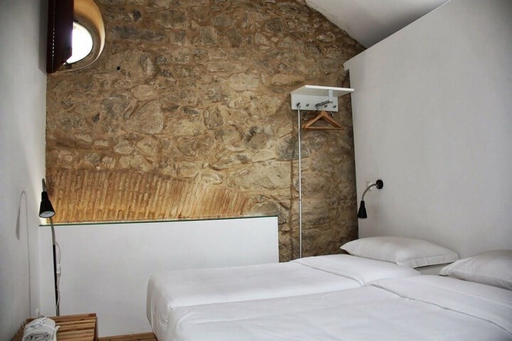 Room 6 of 23