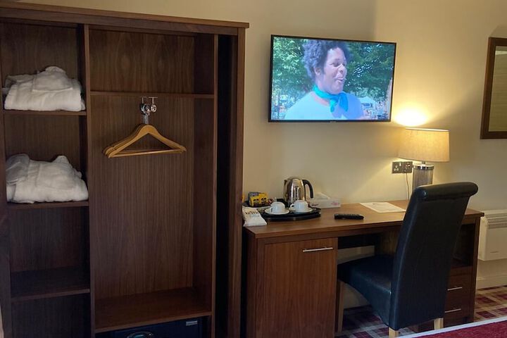 Room 6 of 29