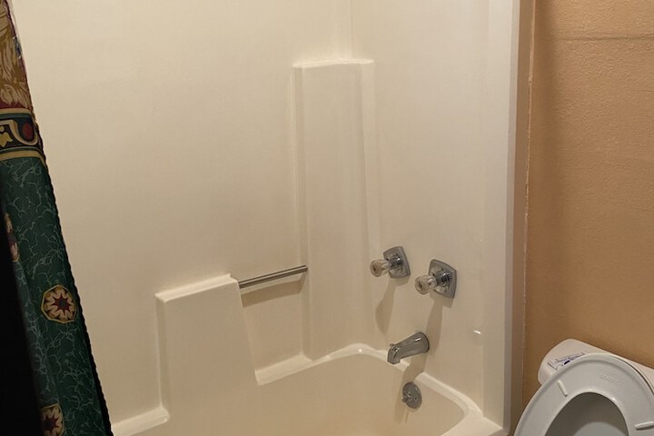 Room 14 of 26
