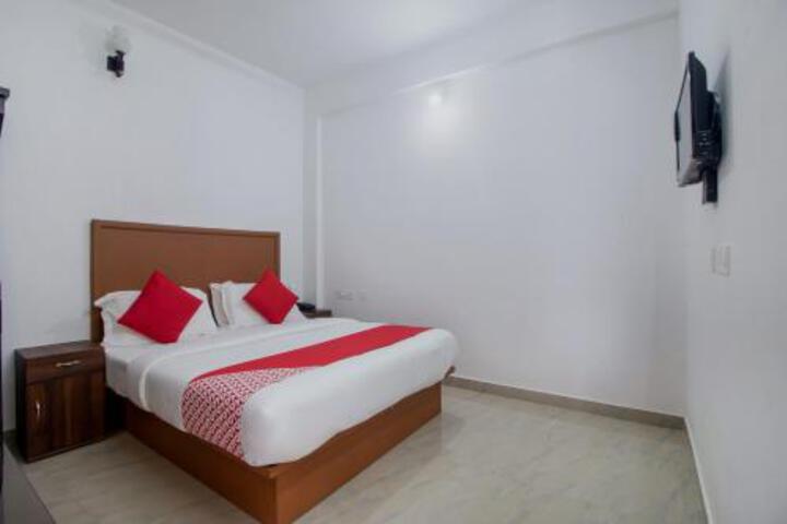 Fena Holiday Inn Munnar
