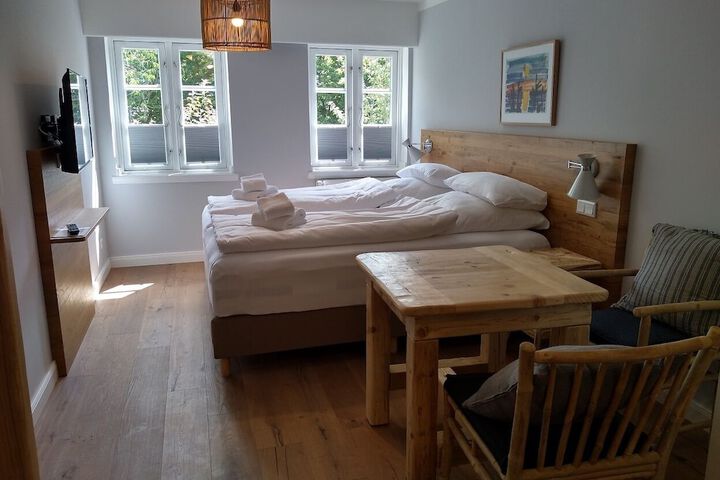 Room 9 of 70