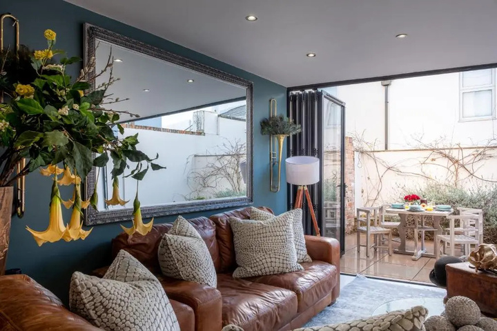 Luxury 2 bed House in Cheltenham