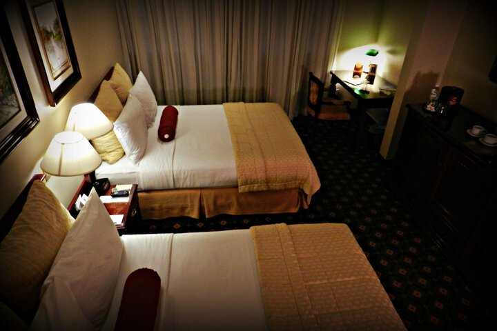 Room 2 of 44