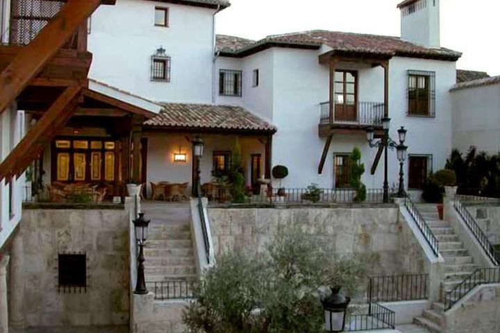Hotel Entry