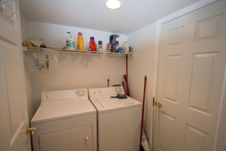 Laundry 27 of 61