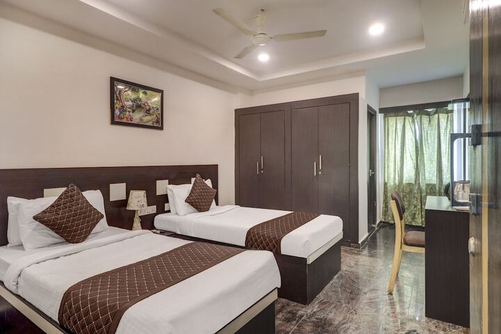Room 2 of 12