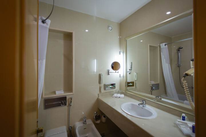 Room 40 of 109
