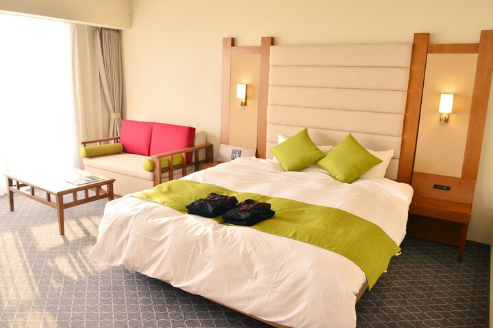 Room 15 of 54