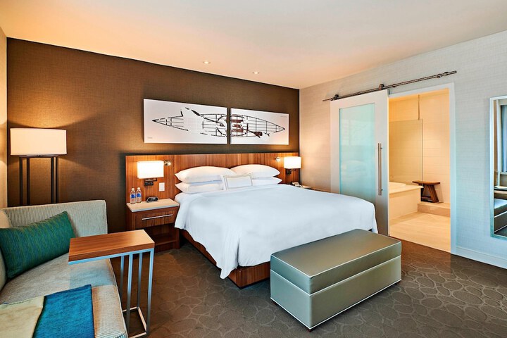 Room 8 of 47