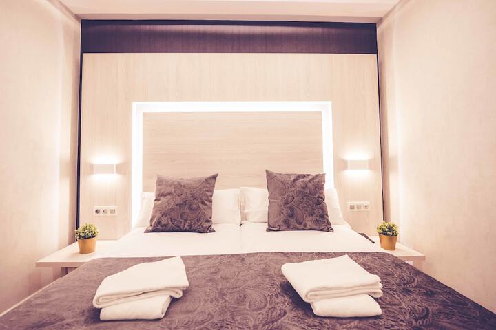 Room 21 of 48