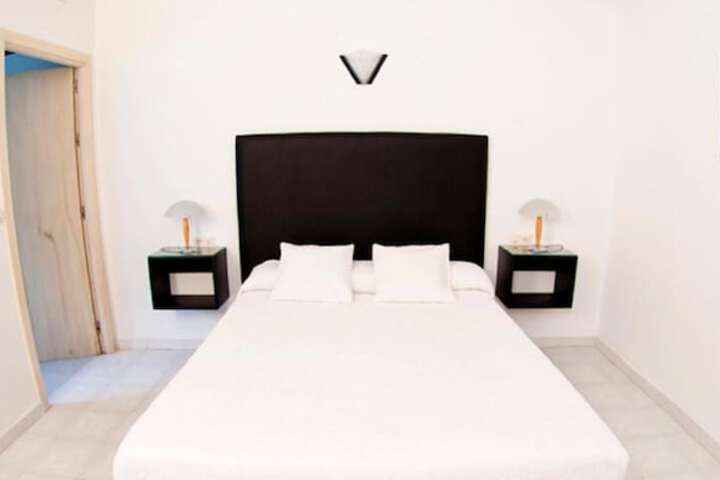 Room 7 of 41