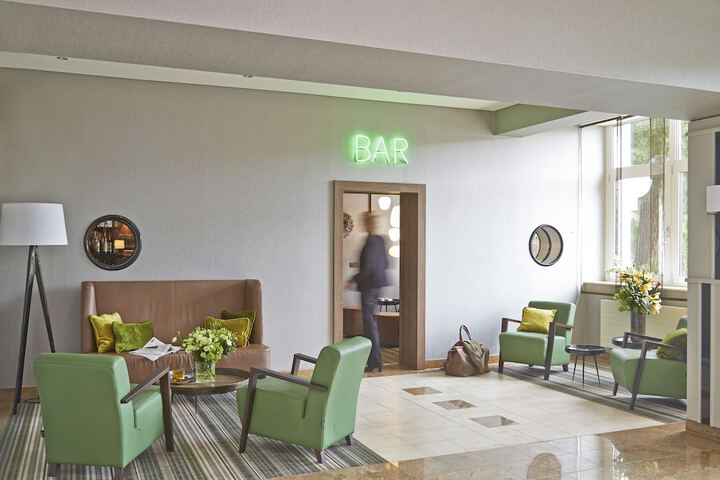 Hotel Lobby