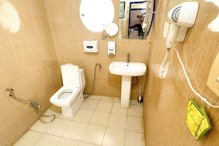 Room 39 of 54