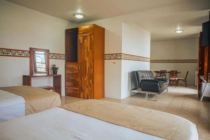 Room 18 of 37