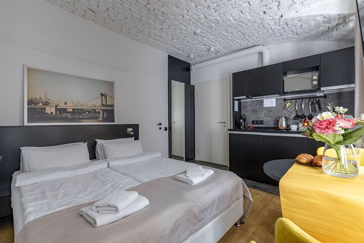 Room 21 of 51