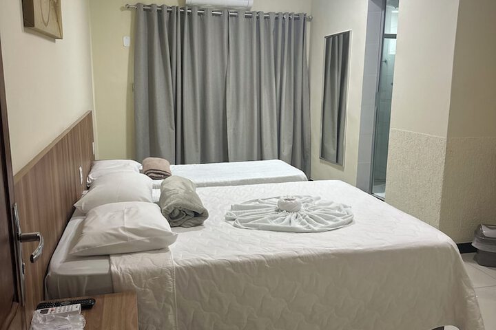 Room 15 of 90