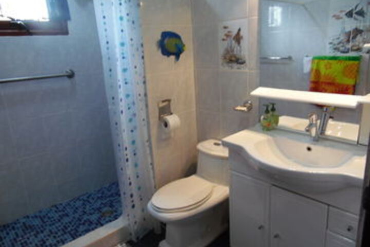 Room 2 of 17