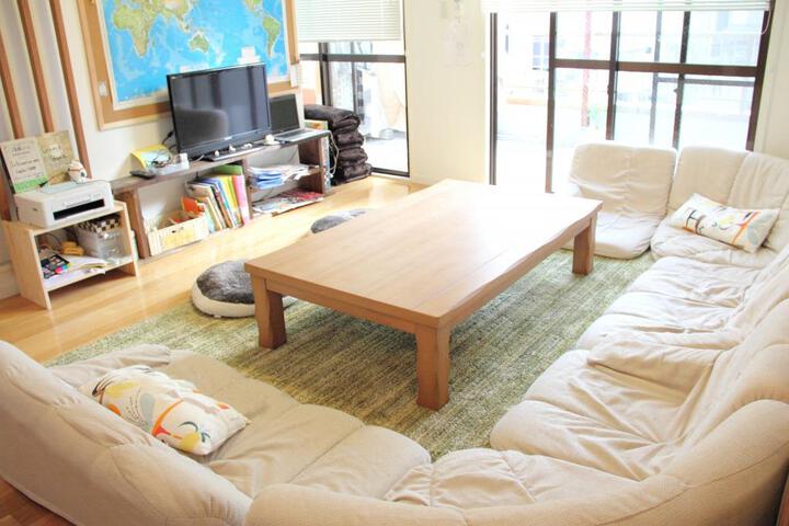 Room 4 of 5