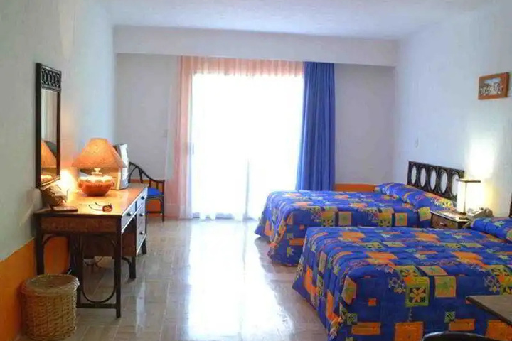 El Pueblito Beach