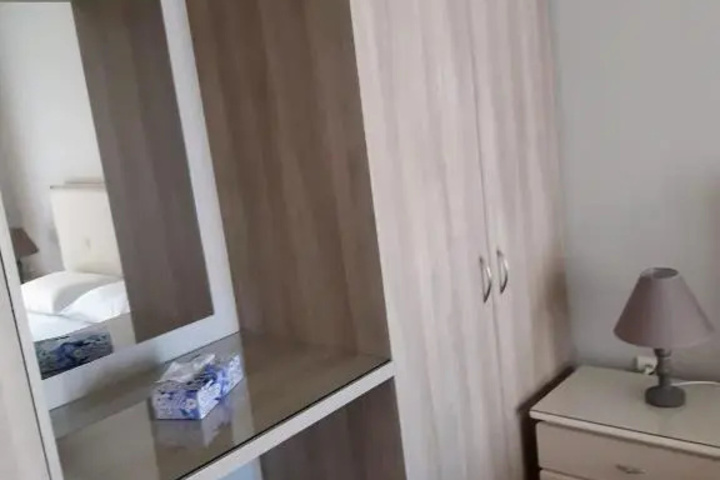 Room 3 of 11