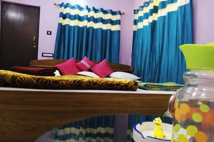 Room 2 of 12