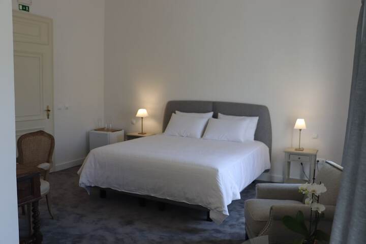 Room 4 of 55