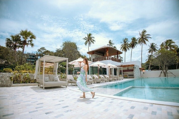 Pool 123 of 165