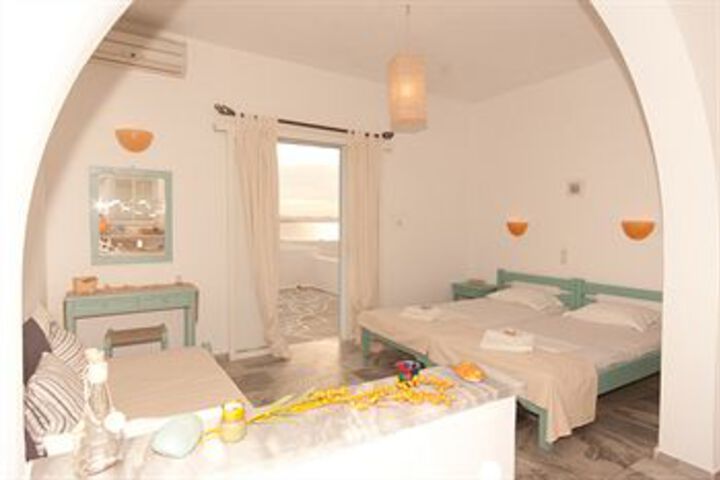 Room 6 of 15