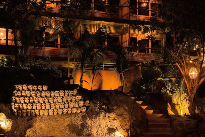 Hotel 35 of 41