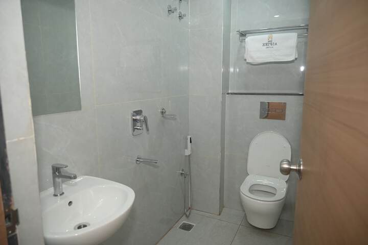 Room 17 of 21