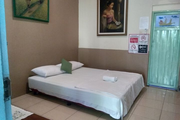Room 30 of 67