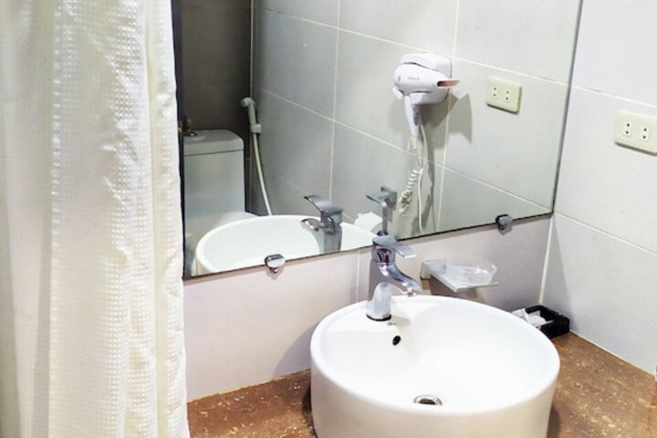 Room 30 of 41