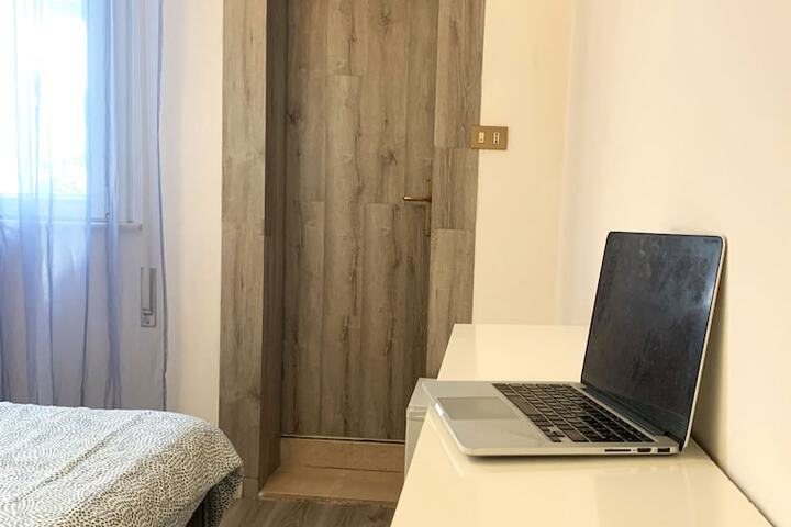 Room 47 of 118