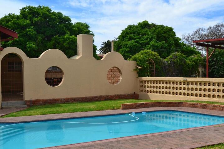 Pool 35 of 50