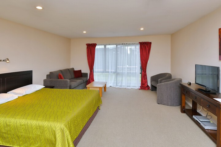 Room 7 of 64