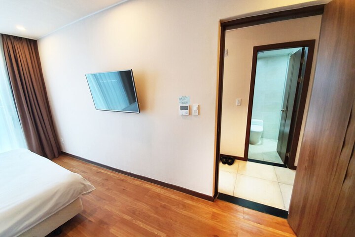 Room 27 of 58