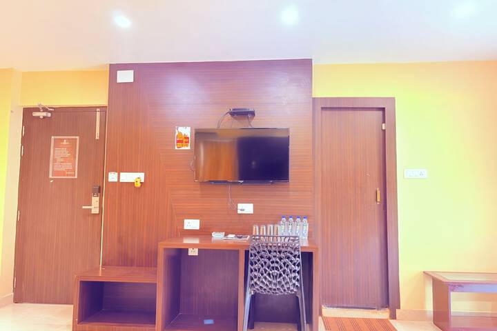 Room 6 of 62