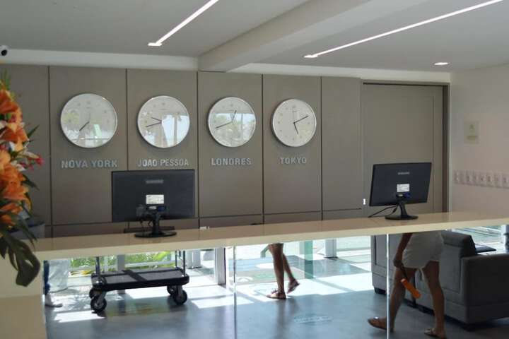 Entrance & Lobby