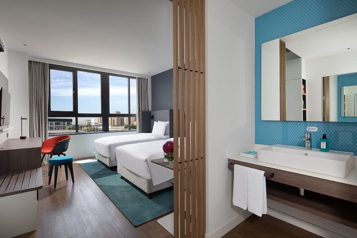 Room 18 of 49