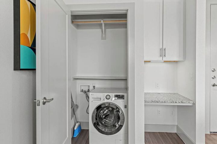 Laundry 461 of 656