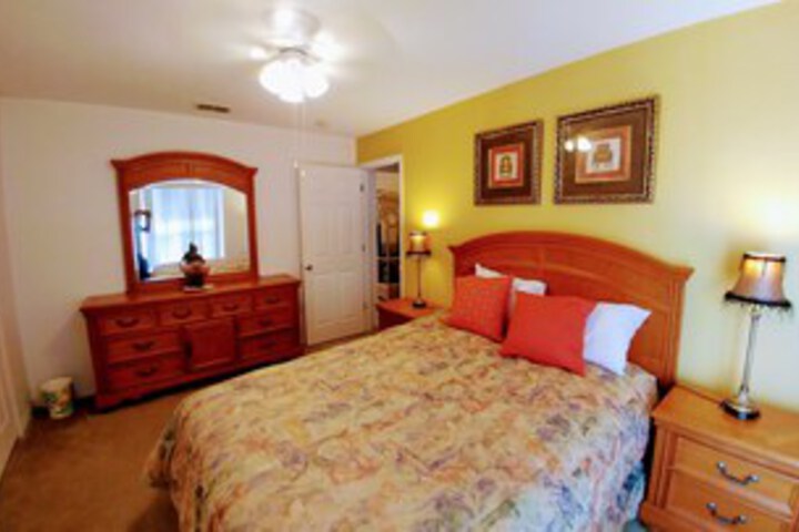 Room 26 of 37