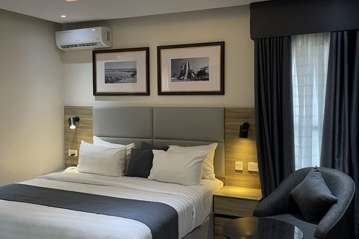 Room 15 of 46